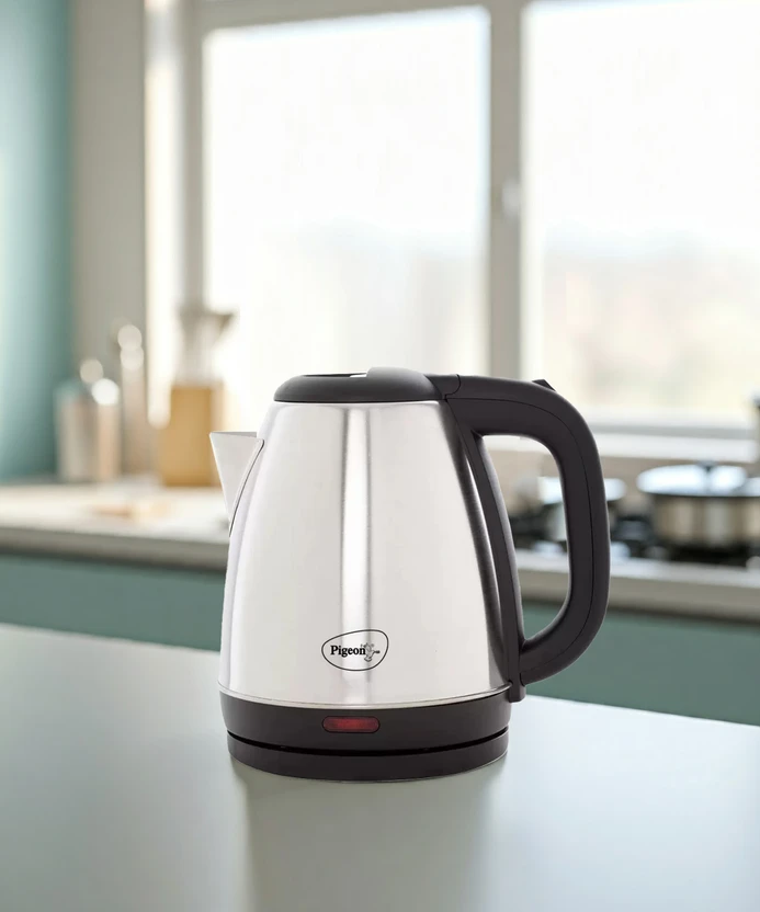Pigeon Favourite Electric Kettle (1.5 L, Silver, Black)