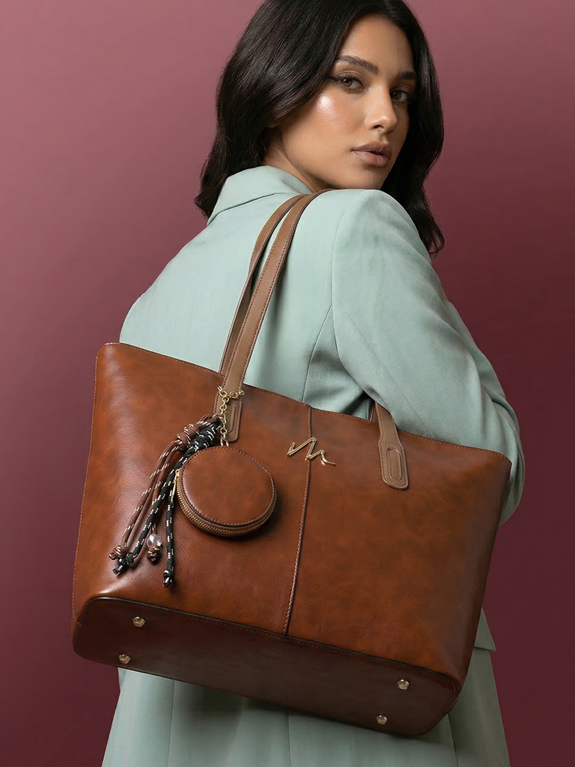MAEJOY Women Tan Brown Solid Tote Bag with Pouch
