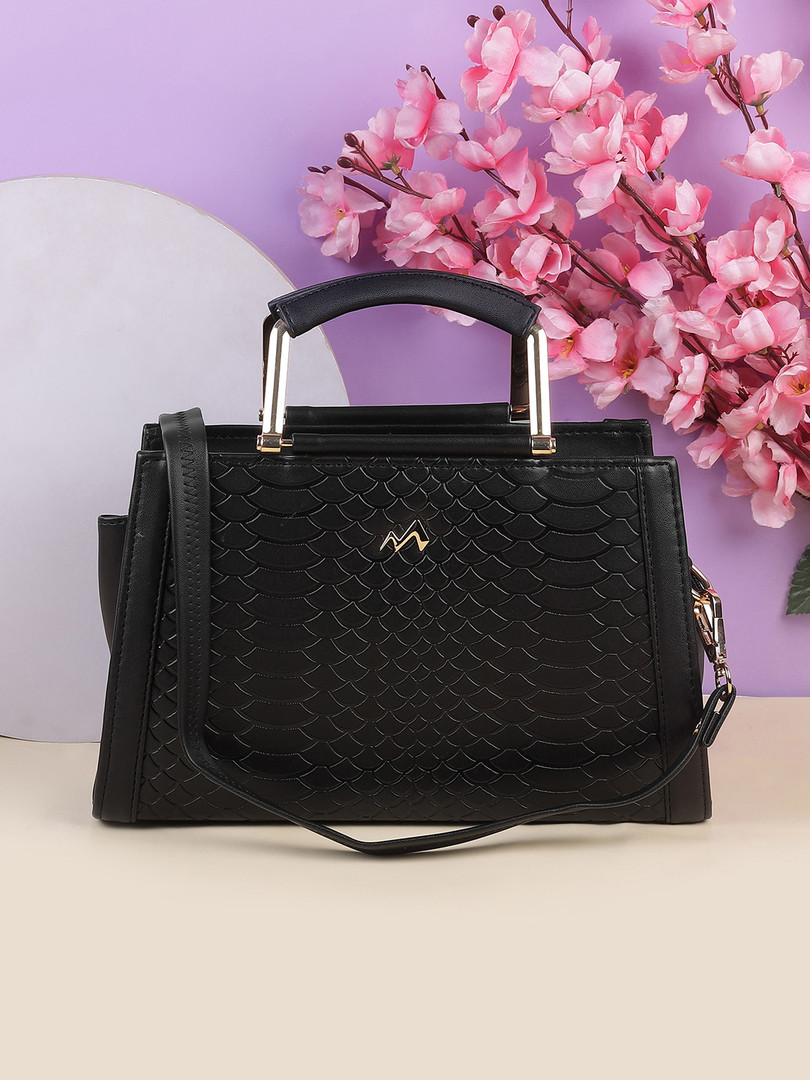 Metro Textured Structured Handheld Bag with Quilted