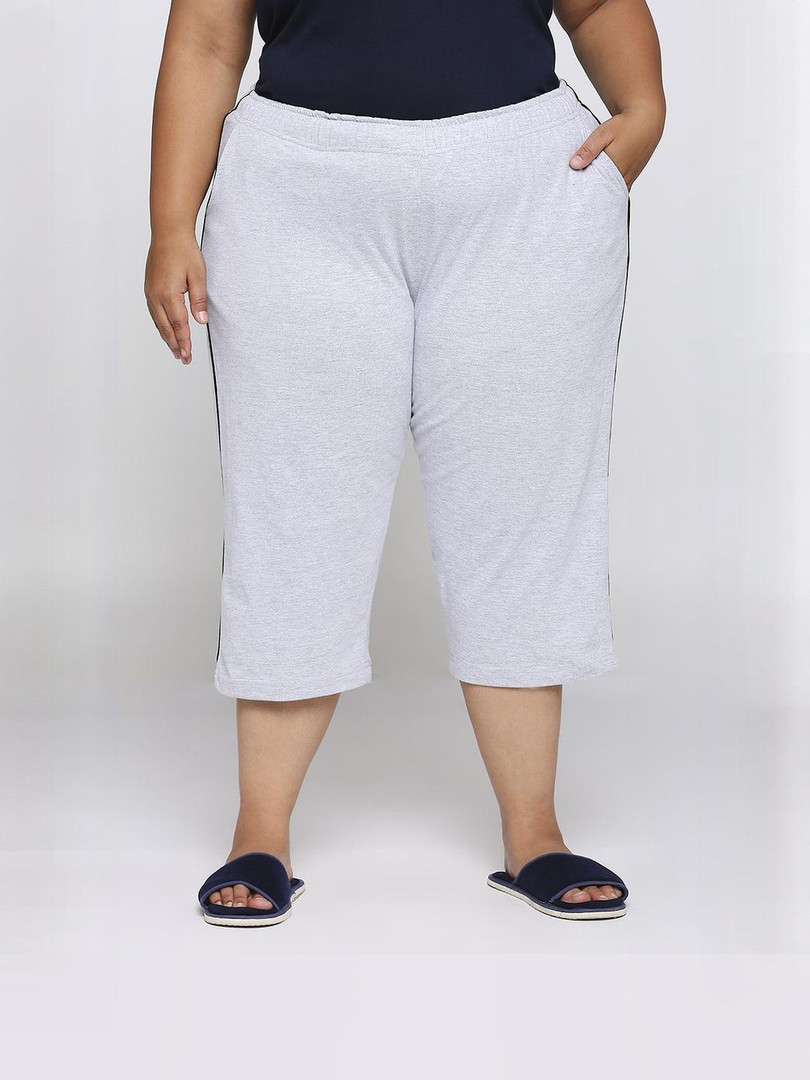 Vaishvik Women Plus Size Regular Fit Cotton Capris