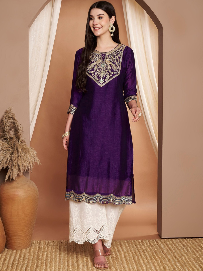 ethnic rarethread Women Embroidered Thread Work Grandeur & Majestic Artwork Kurta