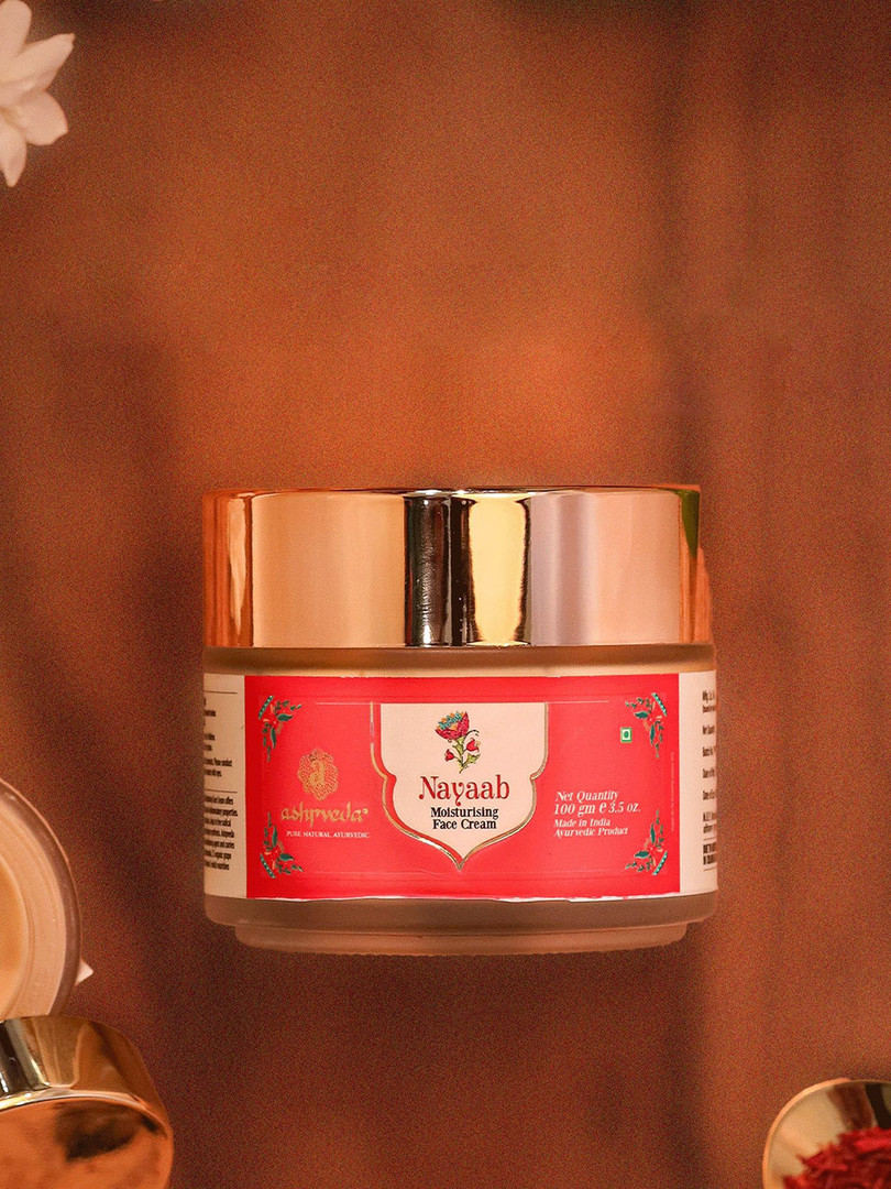 ASHPVEDA Nayaab Moisturizing Face Cream Enriched With Kumkumadi Oil - 30g