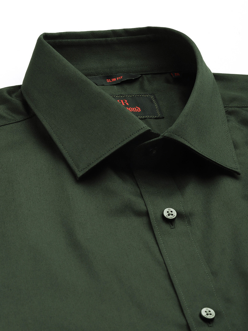 Raymond Solid Slim Fit Pure Cotton Formal Shirt