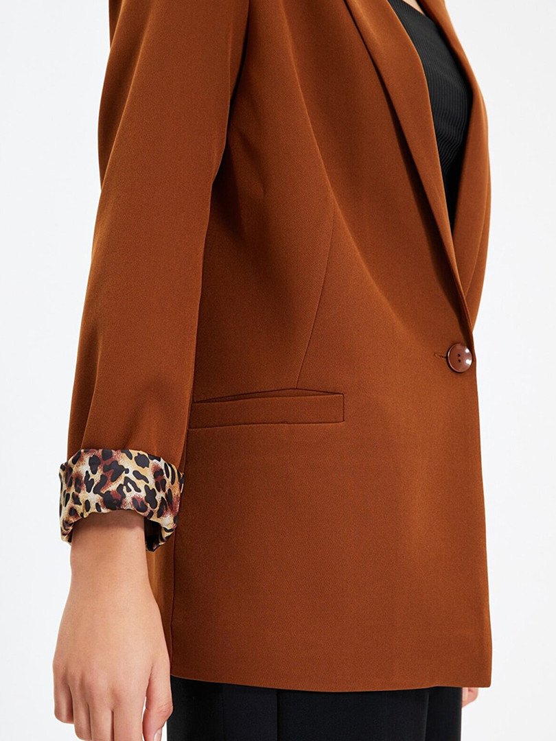 Trendyol Single-Breasted Regular Fit Formal Blazer