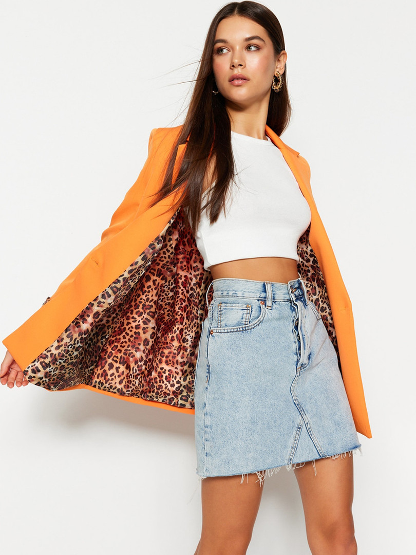Orange