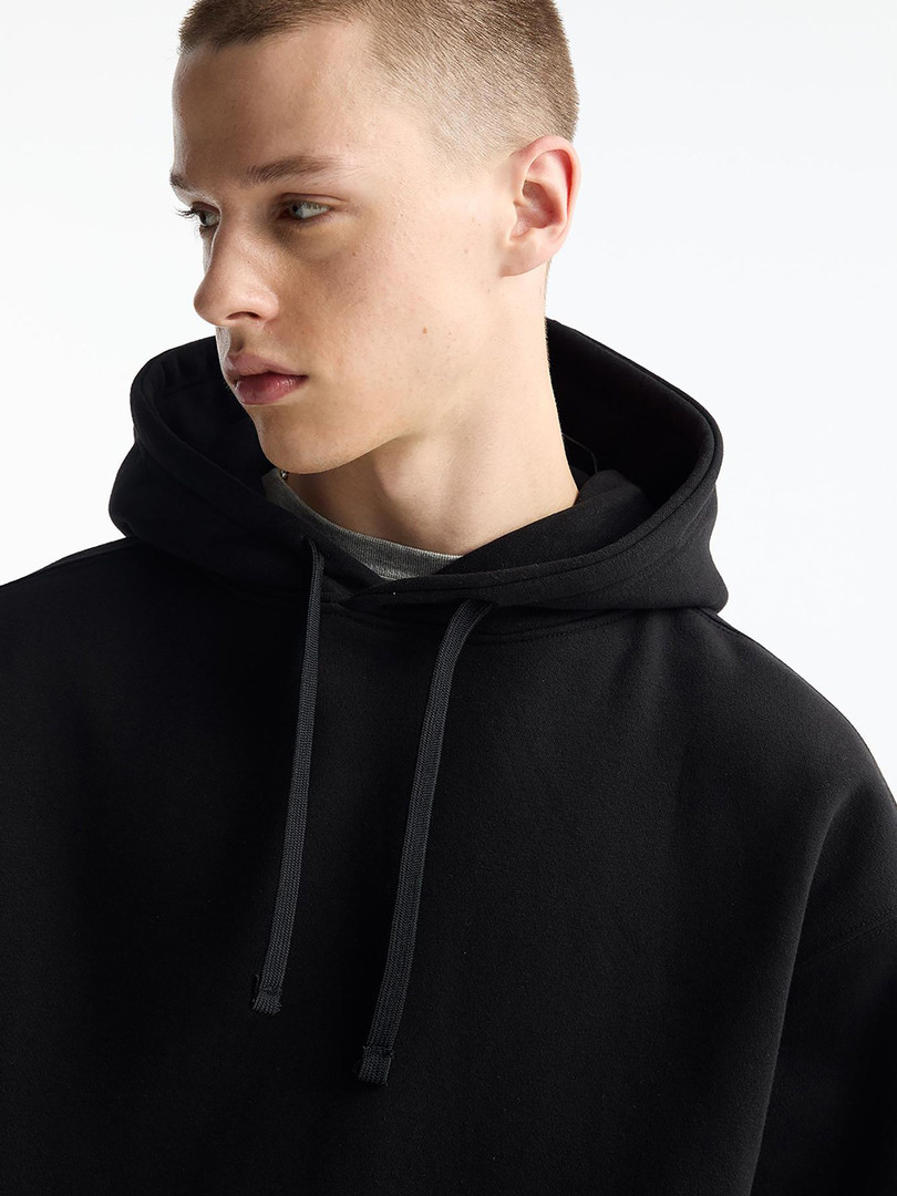 MISCHIEF MONKEY Men Solid Hooded Pullover Sweatshirt