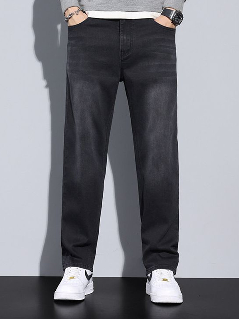 jeans StyleCast x Revolte Men Regular Fit Mid-Rise Heavy Fade Jeans