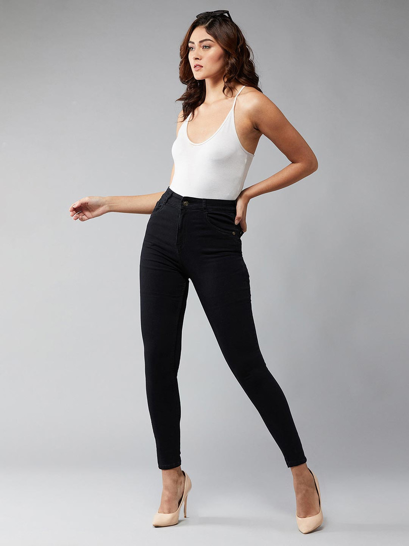 DOLCE CRUDO Women Black Skinny Fit High-Rise Clean Look Stretchable Jeans