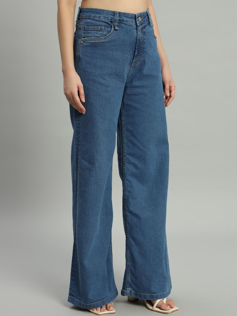 Roadster The Lifestyle Co Women High-Rise No Faded Jeans