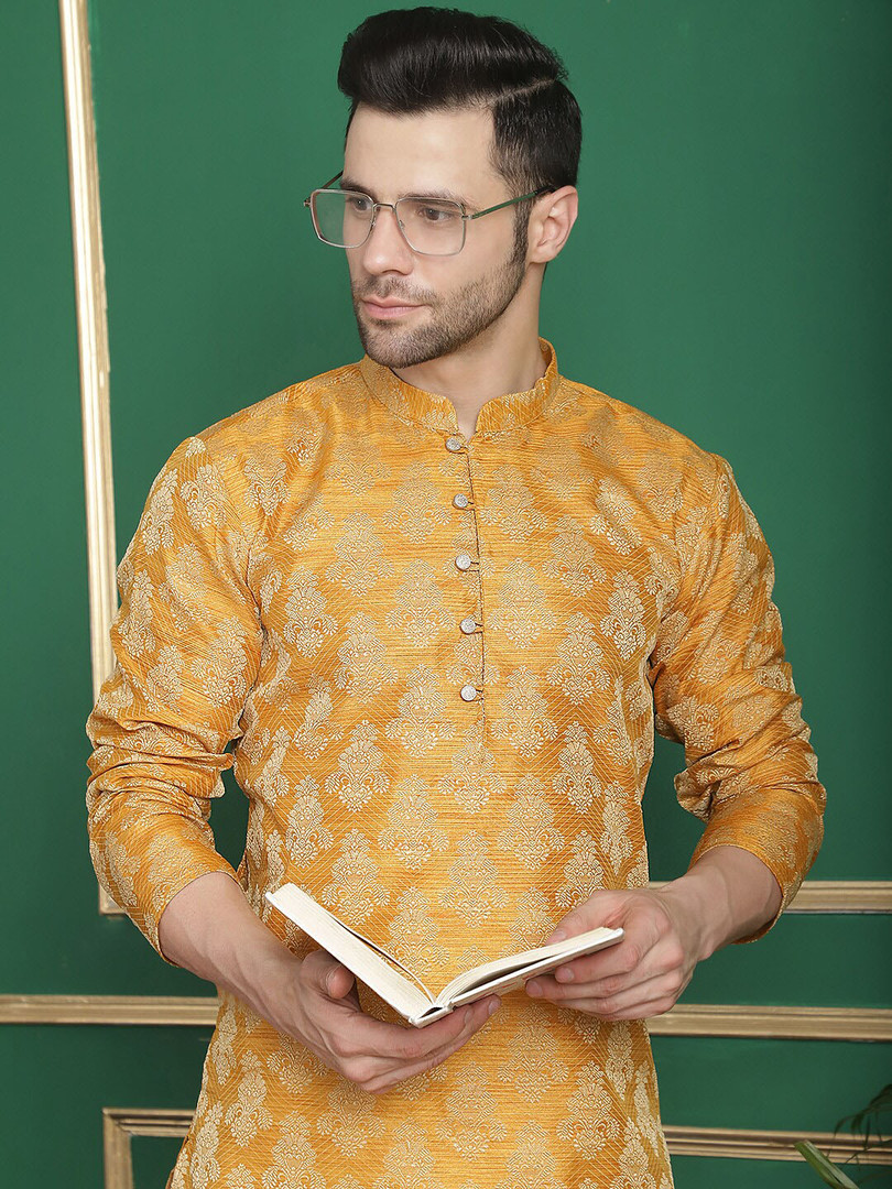 Anouk Floral Mandarin Collar Long Sleeves Thread Work Kurta