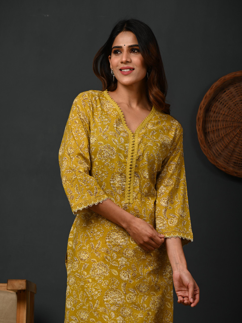 Rimeline Floral Printed V-Neck Pure Cotton Straight Kurtas