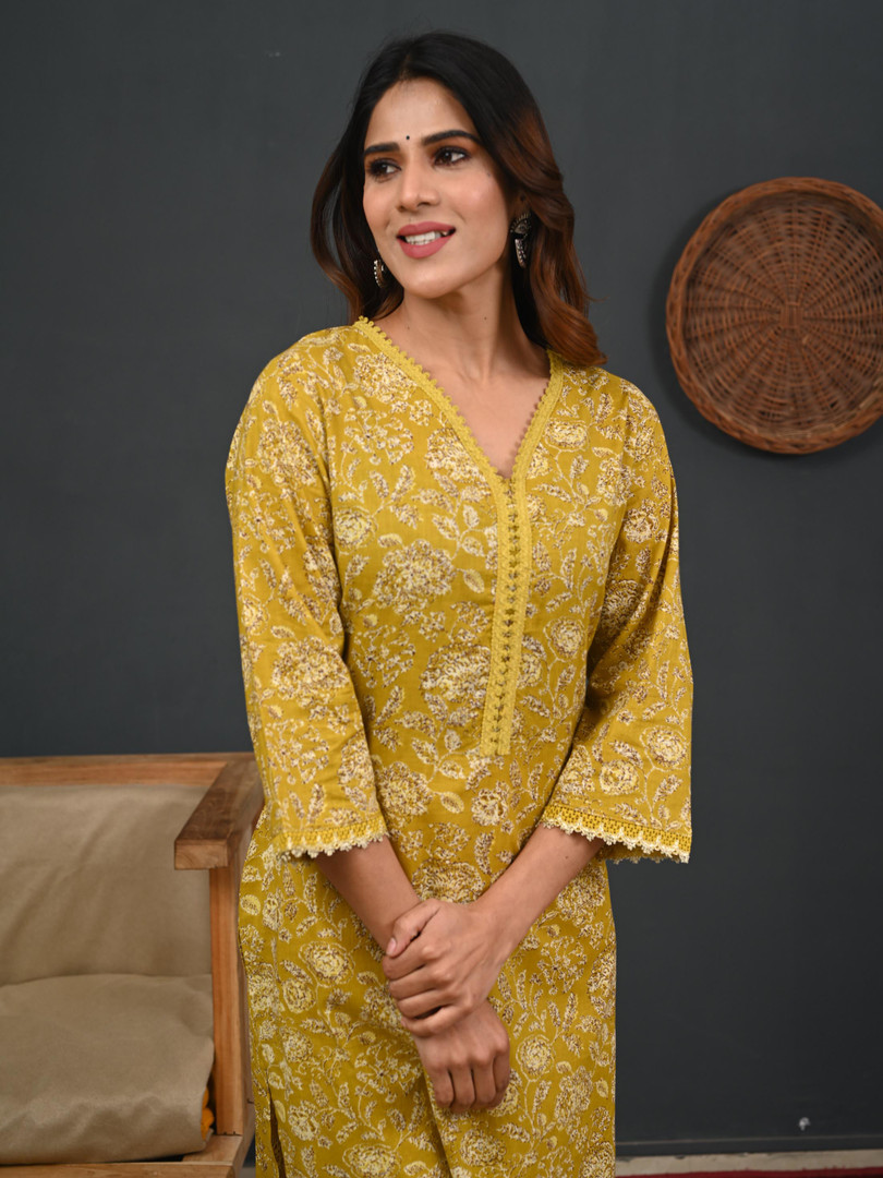 Rimeline Floral Printed V-Neck Pure Cotton Straight Kurtas