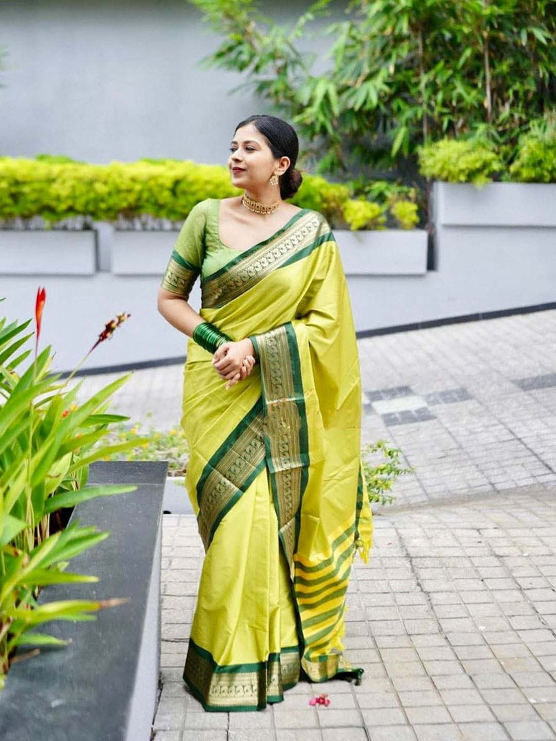 Green / Olive