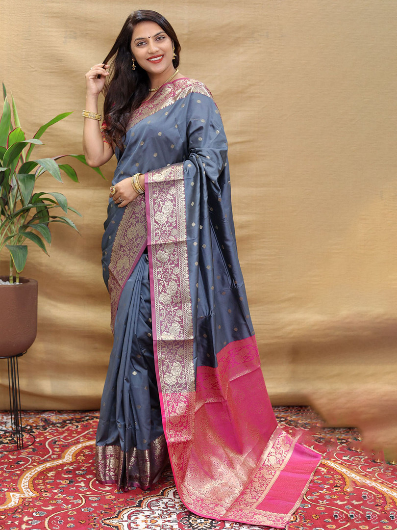 Royal Rajgharana Saree Floral Woven Design Zari Banarasi Sarees