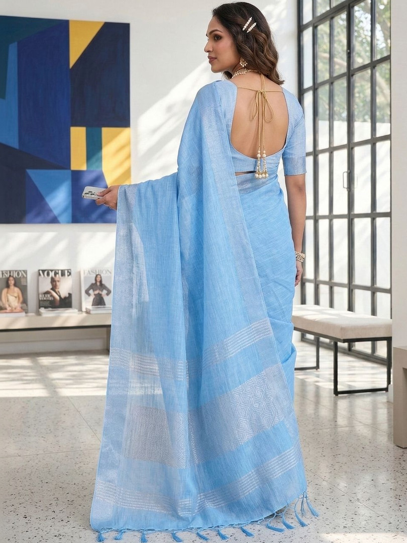 HALKA FULKA Woven Design Linen Saree