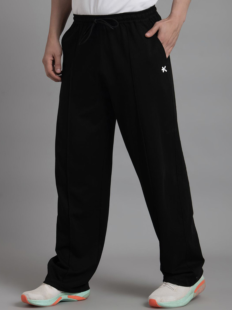 trackpants HRX by Hrithik Roshan Men Mid-Rise Track Pants